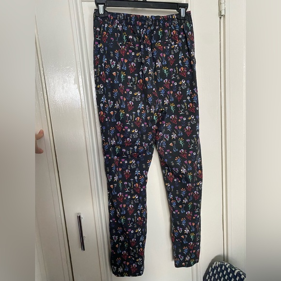 Marine Layer Women’s XS Black / Multicolor Floral Ankle Pants - Picture 3 of 6
